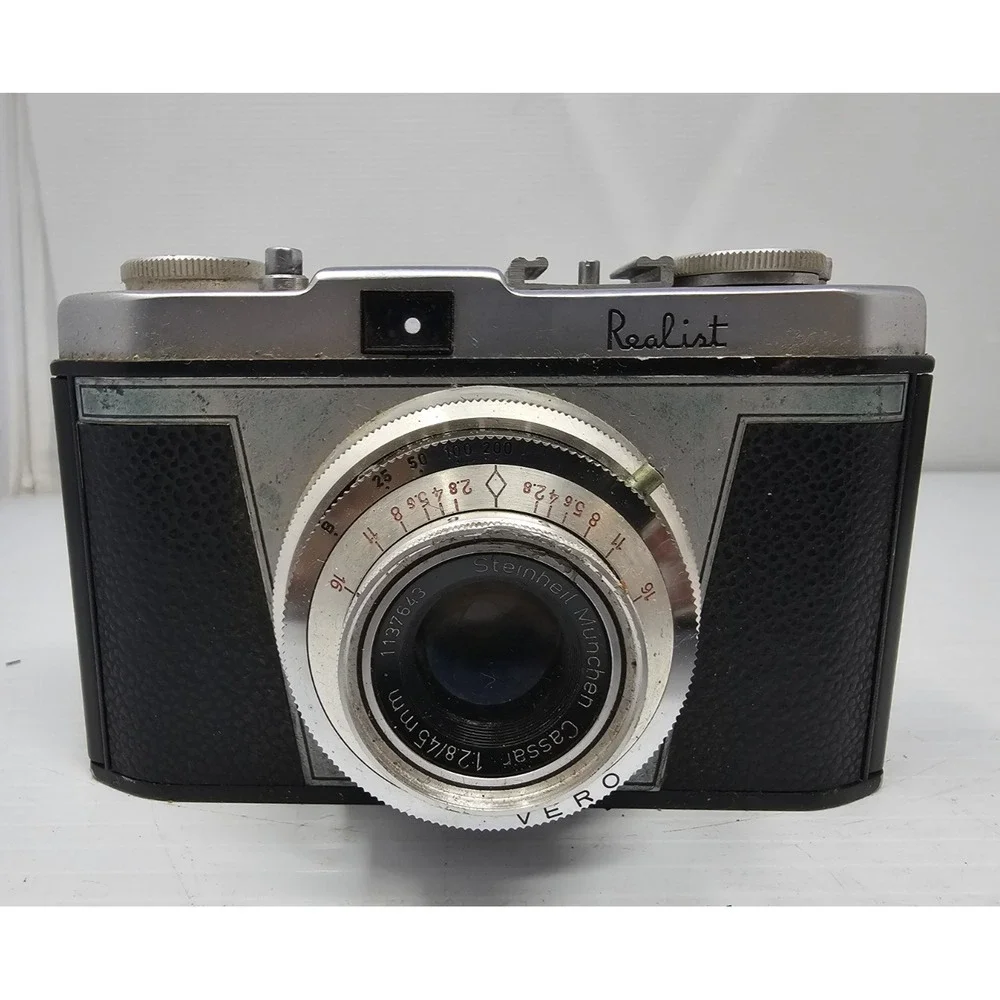 David White‎ Co. REALIST 35 Model A Film Camera With Original Case